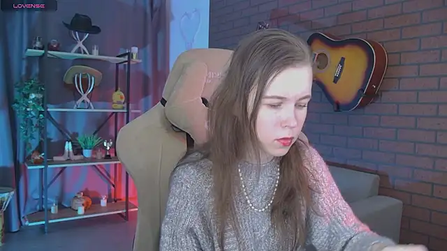 Snapshot of AriaGracen chatting on 03/20/26, 02:11 AriaGracen online show from 03/20/26, 02:11