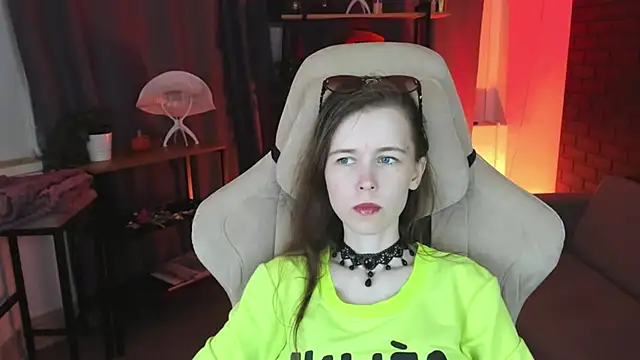 Snapshot of AriaGracen chatting on 03/31/26, 08:15 AriaGracen online show from 03/31/26, 08:15