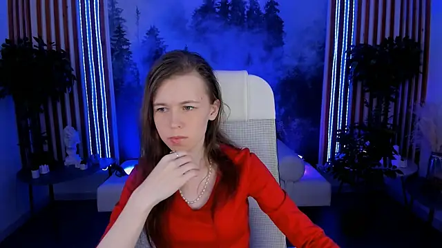 Snapshot of AriaGracen chatting on 04/10/26, 08:19 AriaGracen online show from 04/10/26, 08:19