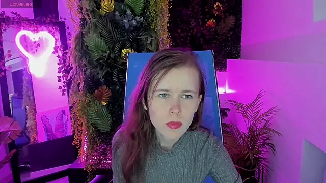 Snapshot of AriaGracen chatting on 04/14/26, 08:20 AriaGracen online show from 04/14/26, 08:20