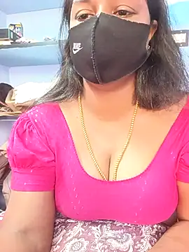 Snapshot of jothika45 chatting on 03/14/26, 04:40 jothika45 online show from 03/14/26, 04:40