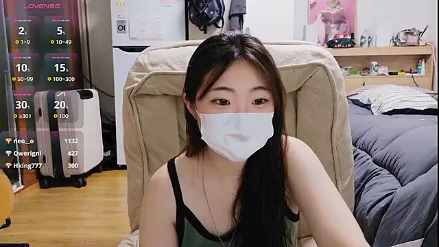 Snapshot of Berry_Chuu chatting on 07/05/26, 07:10 Berry Chuu online show from 07/05/26, 07:10