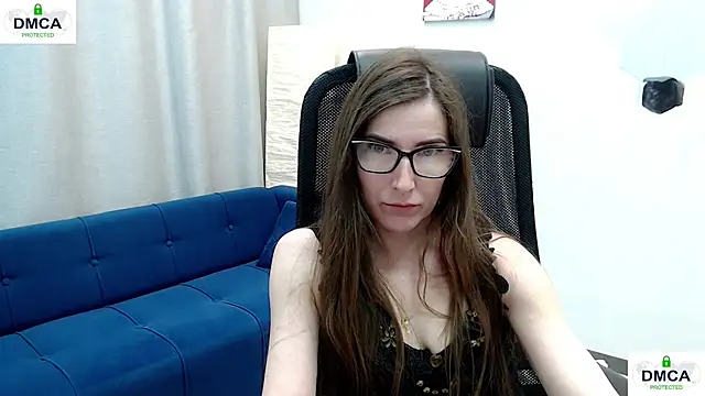 Snapshot of eva_lady chatting on 05/13/26, 08:44 eva lady online show from 05/13/26, 08:44