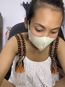 Snapshot of -Lilyn- chatting on 03/21/26, 12:54 -Lilyn- online show from 03/21/26, 12:54