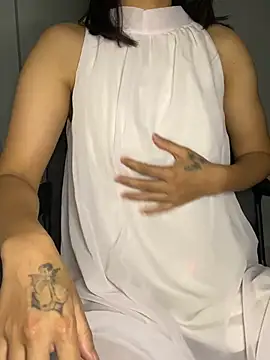 Snapshot of -Lilyn- chatting on 03/30/26, 06:09 -Lilyn- online show from 03/30/26, 06:09