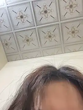 Snapshot of Lyn_baby chatting on 03/21/26, 05:56 Lyn baby online show from 03/21/26, 05:56