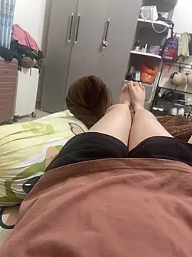 Snapshot of Lyn_baby chatting on 03/21/26, 08:30 Lyn baby online show from 03/21/26, 08:30