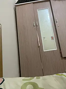 Snapshot of Lyn_baby chatting on 04/01/26, 04:13 Lyn baby online show from 04/01/26, 04:13