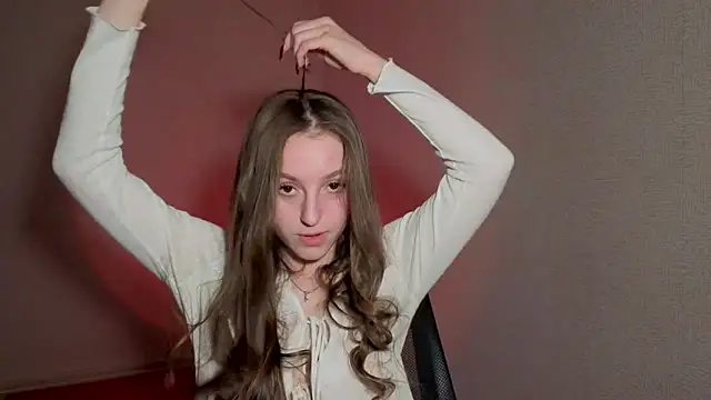 Snapshot of Sweet_Pussy_Girl chatting on 04/13/26, 02:44 Sweet Pussy Girl online show from 04/13/26, 02:44