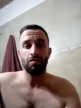 Snapshot of Luch202 chatting on 03/16/26, 02:17 Luch202 online show from 03/16/26, 02:17