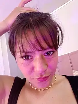 Snapshot of NatyBliss_gh chatting on 06/11/26, 05:49 NatyBliss gh online show from 06/11/26, 05:49