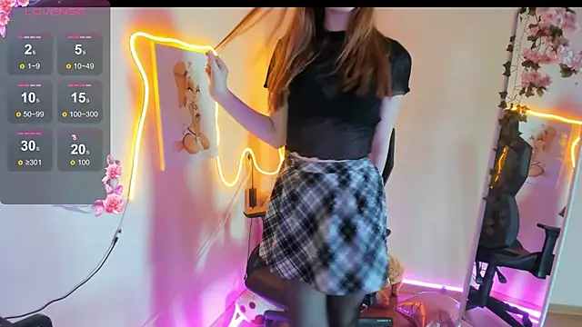 Snapshot of Ember_Vexen chatting on 04/18/26, 08:40 Ember Vexen online show from 04/18/26, 08:40