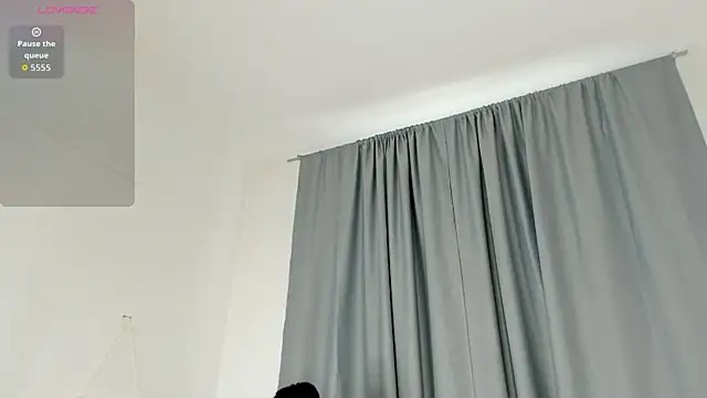 Snapshot of mint_ray chatting on 04/22/26, 01:12 mint ray online show from 04/22/26, 01:12