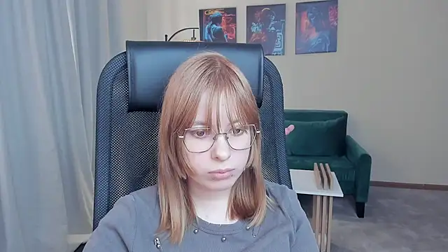 Snapshot of NiaHodge chatting on 03/11/26, 12:22 NiaHodge online show from 03/11/26, 12:22