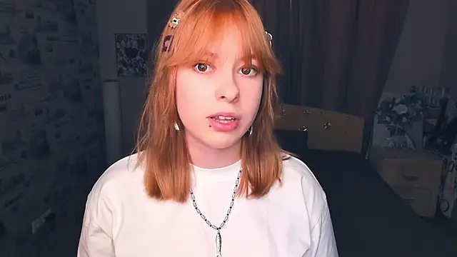 Snapshot of NiaHodge chatting on 03/16/26, 08:29 NiaHodge online show from 03/16/26, 08:29