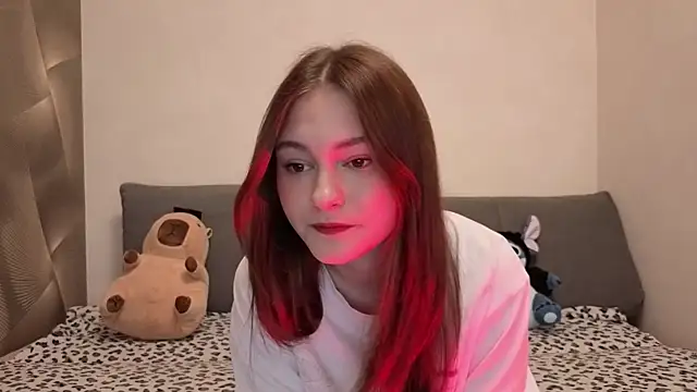 Snapshot of moanistant chatting on 04/09/26, 10:04 moanistant online show from 04/09/26, 10:04