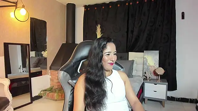 Snapshot of Vicky_Angeel chatting on 06/04/26, 03:56 Vicky Angeel online show from 06/04/26, 03:56