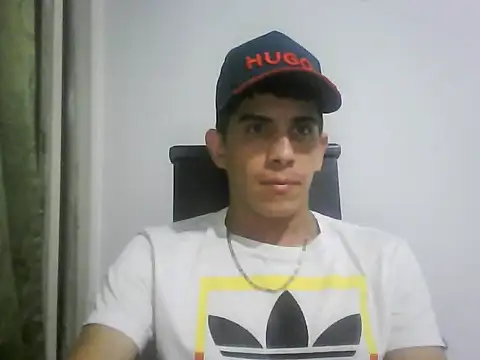 Snapshot of Adrian_fire chatting on 04/05/26, 04:09 Adrian fire online show from 04/05/26, 04:09