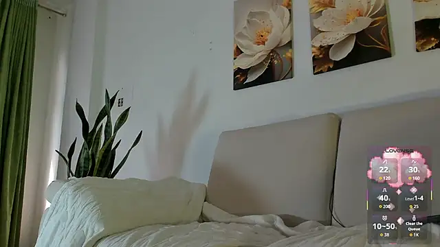 Snapshot of Viioletcollins chatting on 03/25/26, 01:39 Viioletcollins online show from 03/25/26, 01:39