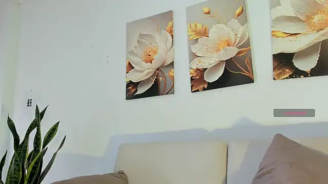 Snapshot of Viioletcollins chatting on 04/01/26, 01:41 Viioletcollins online show from 04/01/26, 01:41