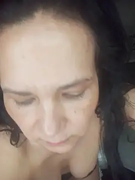 Snapshot of Elenna__ chatting on 04/11/26, 01:26 Elenna online show from 04/11/26, 01:26