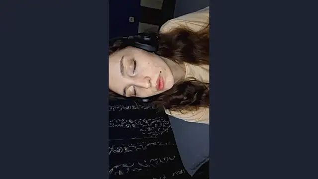 Snapshot of CindyLight chatting on 05/04/26, 04:25 CindyLight online show from 05/04/26, 04:25