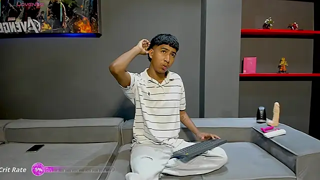 Snapshot of Ender_h0tt chatting on 04/21/26, 02:01 Ender h0tt online show from 04/21/26, 02:01