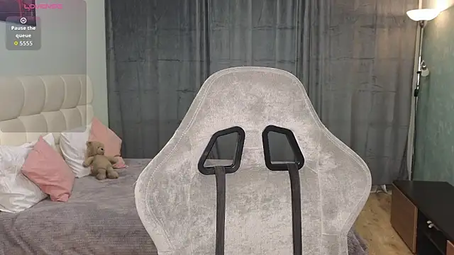 Snapshot of Kristy_Bell1 chatting on 04/25/26, 10:29 Kristy Bell1 online show from 04/25/26, 10:29