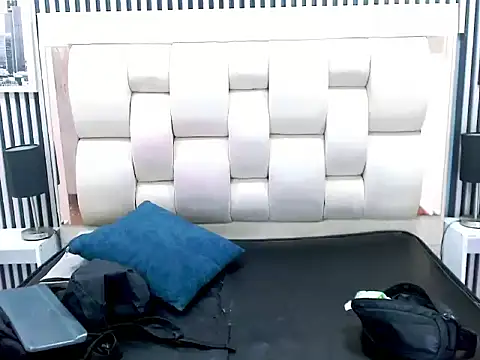 Snapshot of Alex_Wolft chatting on 04/02/26, 12:14 Alex Wolft online show from 04/02/26, 12:14