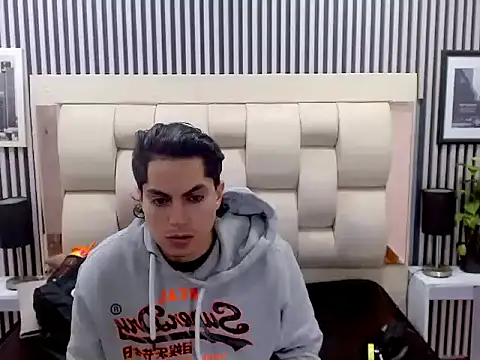 Snapshot of Alex_Wolft chatting on 04/03/26, 01:36 Alex Wolft online show from 04/03/26, 01:36