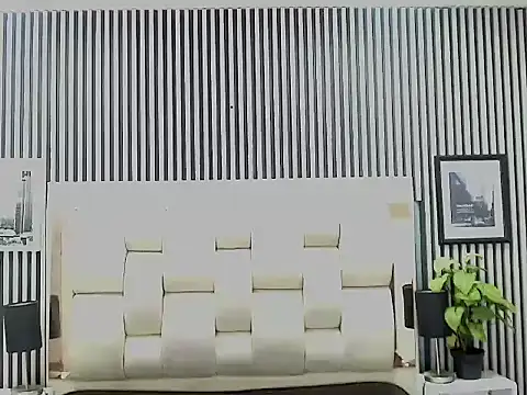 Snapshot of Alex_Wolft chatting on 04/08/26, 11:43 Alex Wolft online show from 04/08/26, 11:43