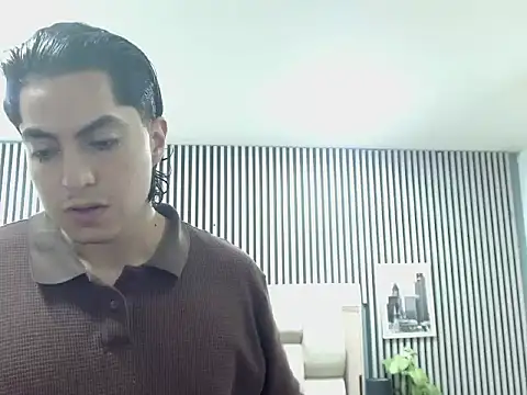 Snapshot of Alex_Wolft chatting on 04/17/26, 12:19 Alex Wolft online show from 04/17/26, 12:19