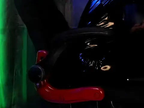 Snapshot of LadyIvanna chatting on 04/25/26, 03:53 LadyIvanna online show from 04/25/26, 03:53