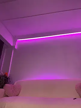 Snapshot of ScarletFlameee chatting on 03/16/26, 08:24 ScarletFlameee online show from 03/16/26, 08:24