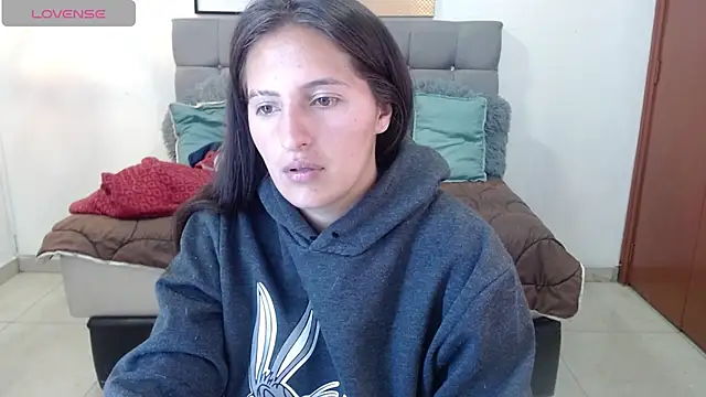 Snapshot of Sharon_makelove chatting on 03/25/26, 07:09 Sharon makelove online show from 03/25/26, 07:09