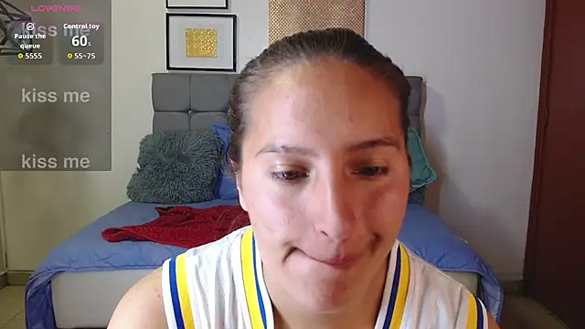 Snapshot of Sharon_makelove chatting on 04/11/26, 07:07 Sharon makelove online show from 04/11/26, 07:07