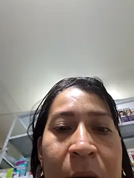 Snapshot of Dr_Edna_naughty chatting on 05/16/26, 12:51 Dr Edna naughty online show from 05/16/26, 12:51