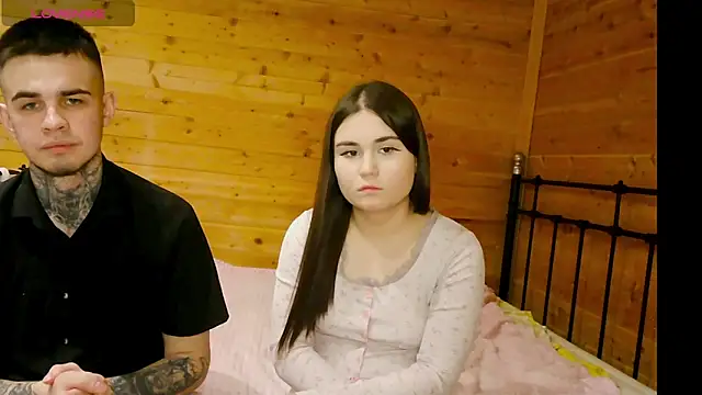 Snapshot of LucyMur chatting on 03/10/26, 12:21 LucyMur online show from 03/10/26, 12:21