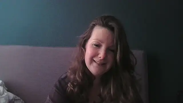 Snapshot of Boobiegirl91 chatting on 04/02/26, 10:35 Boobiegirl91 online show from 04/02/26, 10:35