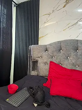 Snapshot of Bunny_fire chatting on 03/28/26, 07:35 Bunny fire online show from 03/28/26, 07:35