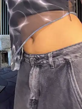 Snapshot of Bunny_fire chatting on 04/03/26, 07:01 Bunny fire online show from 04/03/26, 07:01