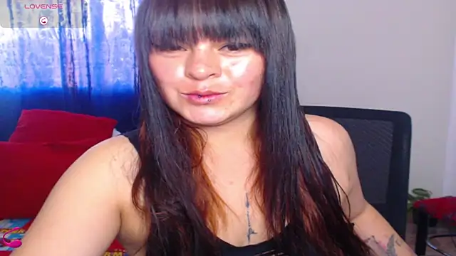 Snapshot of V_ALERY chatting on 03/15/26, 05:52 V ALERY online show from 03/15/26, 05:52