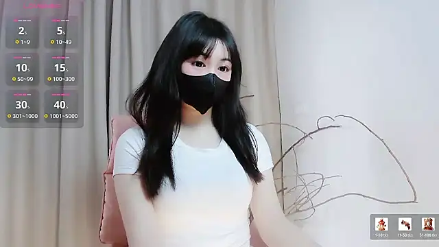 Snapshot of Sweet-Shuna chatting on 03/13/26, 02:07 Sweet-Shuna online show from 03/13/26, 02:07