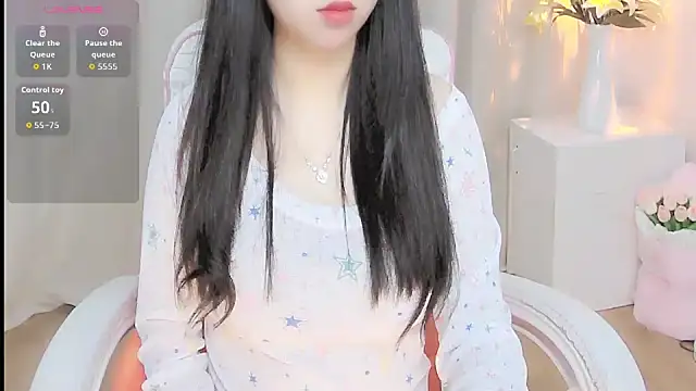 Snapshot of Sweet-Shuna chatting on 04/24/26, 01:41 Sweet-Shuna online show from 04/24/26, 01:41