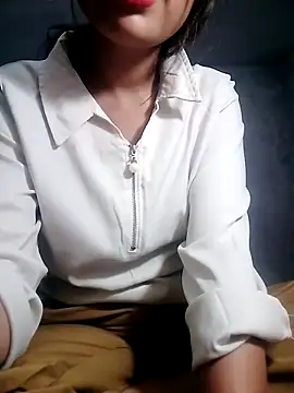 Snapshot of Divya3107 chatting on 03/30/26, 04:24 Divya3107 online show from 03/30/26, 04:24