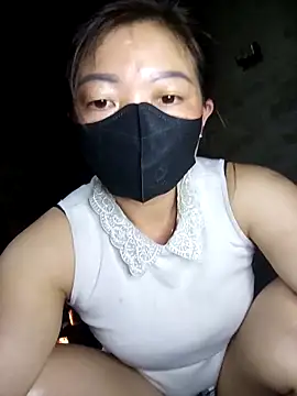 Snapshot of Bling-pusy chatting on 03/31/26, 09:37 Bling-pusy online show from 03/31/26, 09:37