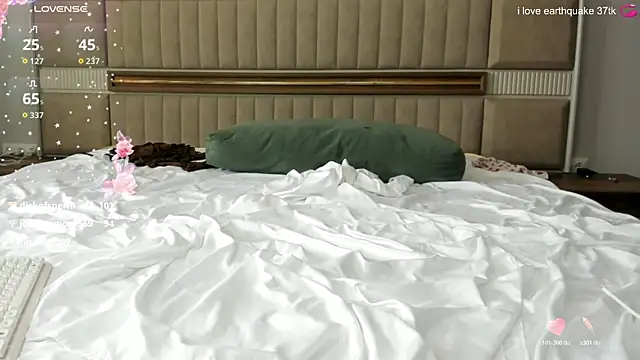 Snapshot of kasumikawa chatting on 04/09/26, 06:19 kasumikawa online show from 04/09/26, 06:19