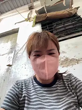 Snapshot of July-lovee chatting on 03/27/26, 07:03 July-lovee online show from 03/27/26, 07:03