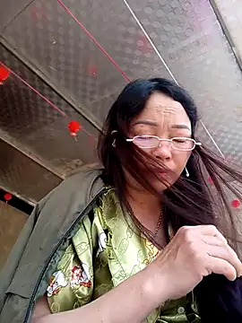 Snapshot of Yellow-pink chatting on 03/19/26, 07:01 Yellow-pink online show from 03/19/26, 07:01