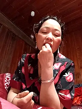 Snapshot of Yellow-pink chatting on 03/22/26, 11:02 Yellow-pink online show from 03/22/26, 11:02